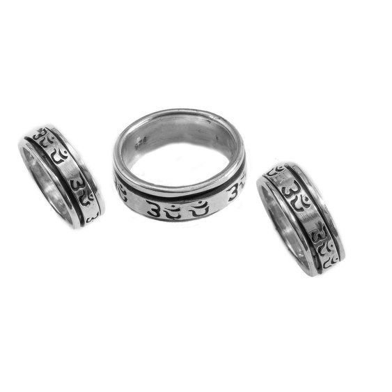 1.Stříbrný Kroužkový prsten s Thébskymi symboly