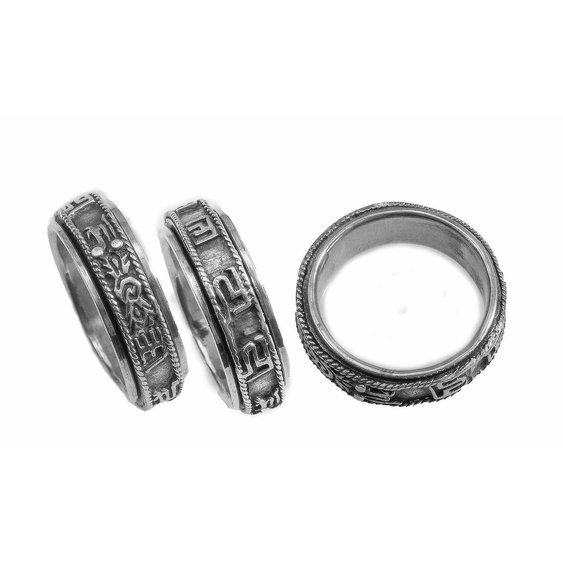 Stříbrný kroužkový prsten Magické symboly