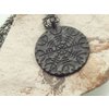 5. Přívěsek s řetízkem, Anglický cín. symbol Vegvisír