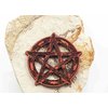 4. Dřevěný amulet. ochranný symbol Pentagram