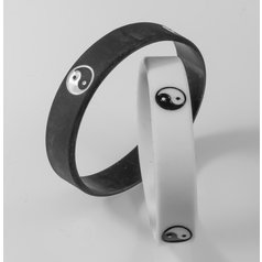 1. Silikonový náramek Jin Jang