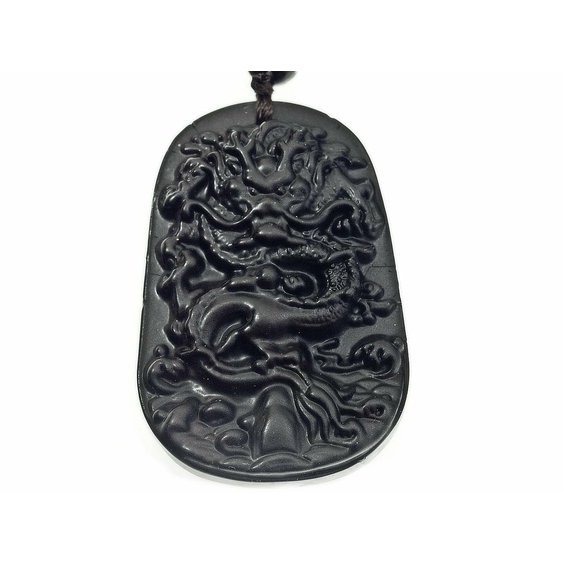 Amulet z Obsidiánu, Čínský drak