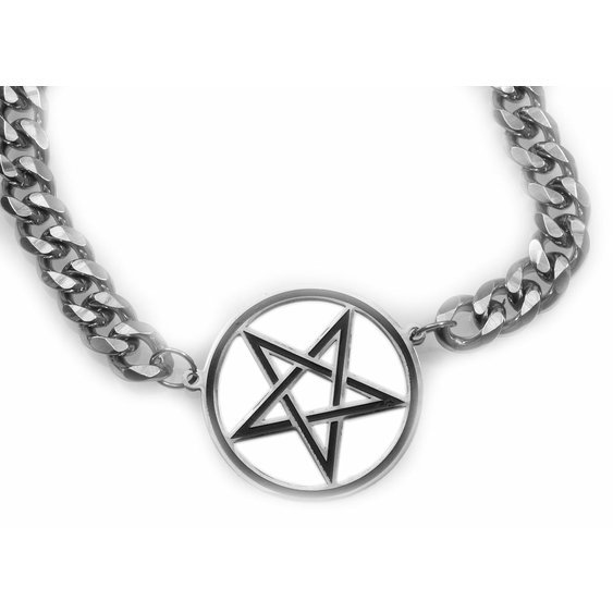 1. Ocelový náhrdelník s motivem obráceného Pentagramu.