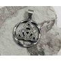 2. Amulet z nerezové oceli, symbol Triquetra