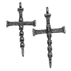 Ocelový přívěsek Kříž s Lebkami, Memento Mori