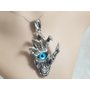 3. Ocelový amulet Ruka Kostlivce s Modrým okem