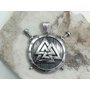 2. Amulet z chirurgické oceli keltský Erb  Valknut